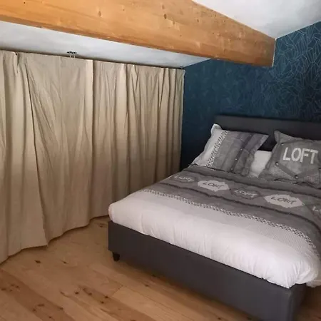 Cosy-loft Industriel , Jacuzzi , Wifi , 6 Personnes Max Aigues-Vives (Aude)