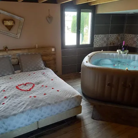 Cosy-loft Industriel , Jacuzzi , Wifi , 6 Personnes Max